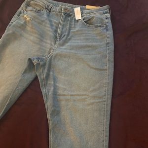 Women’s curvy stretch boyfriend jeans